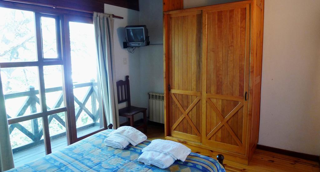 Cabanas Raimapu Вилья-ла-Ангостура Номер фото